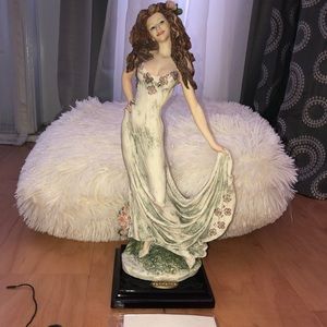 Giuseppe Armani Figurine “Celebration”